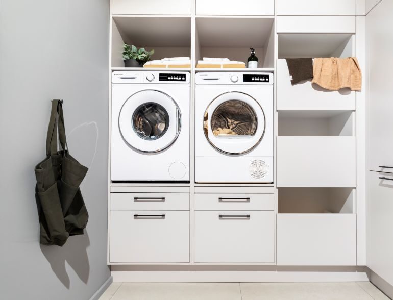 UNO Satin HWR (1) web